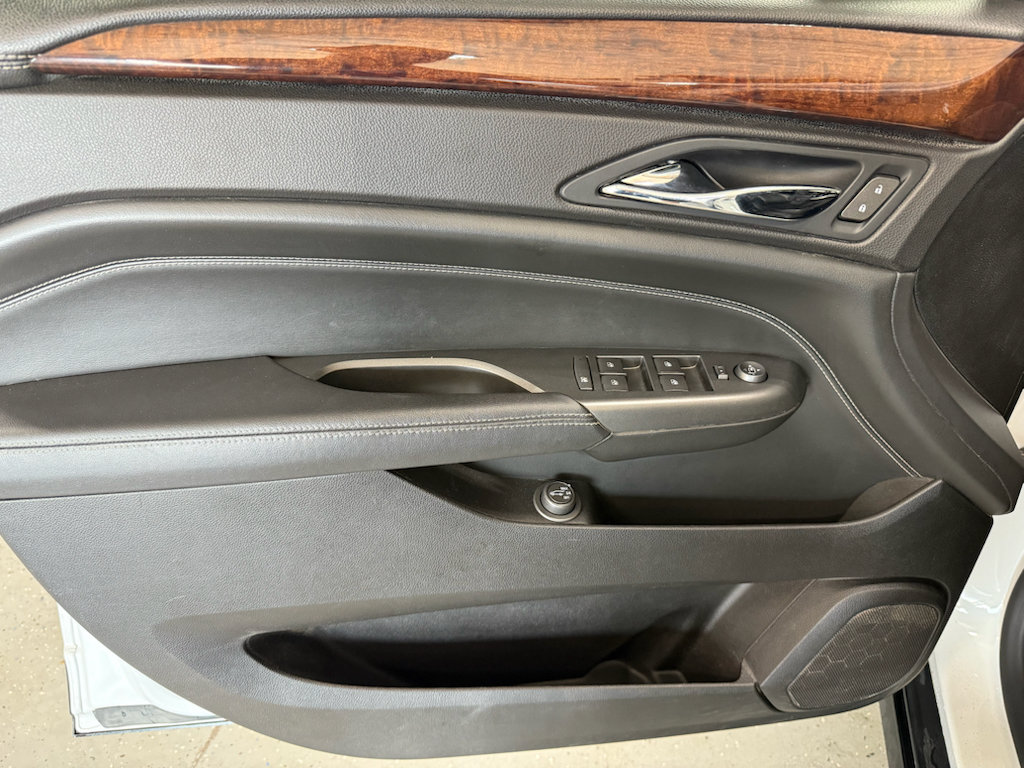 Used 2012 Cadillac SRX Luxury FWD image 11