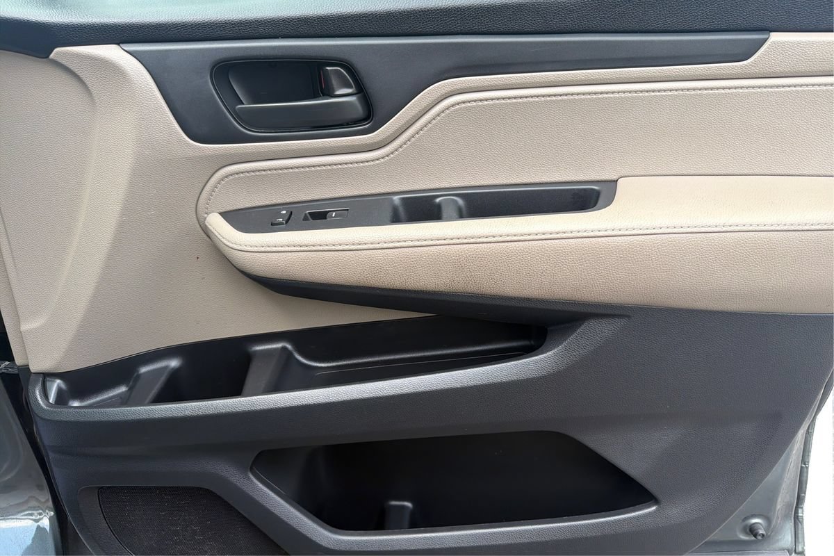 Used 2018 Honda Odyssey EX-L image 22