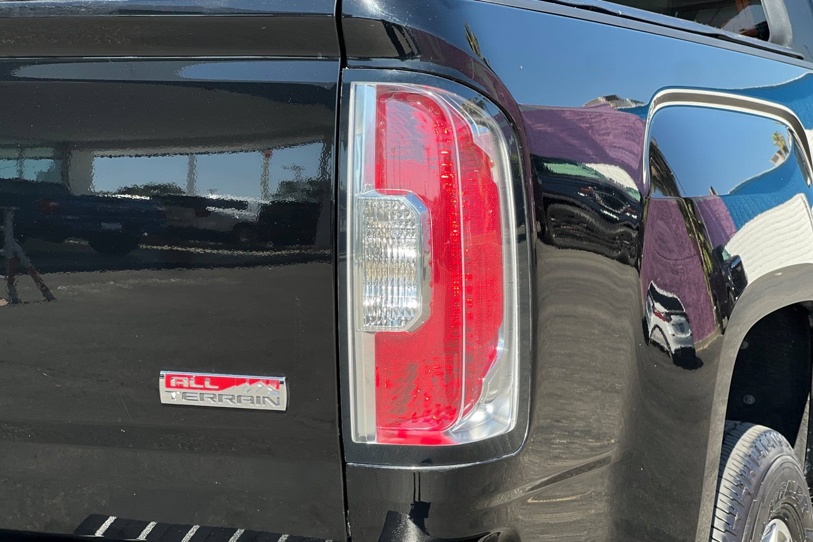 Used 2019 GMC Canyon All Terrain w/ Trailering Package AWD/4WD image 36