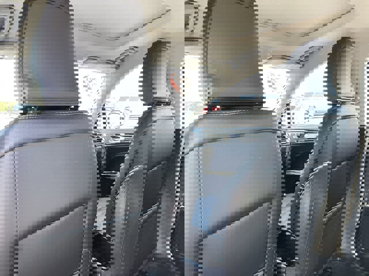 Used 2016 Ford Fusion SE w/ Equipment Group 202A image 19