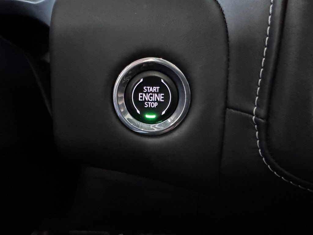 Certified 2023 GMC Yukon Denali Ultimate image 22