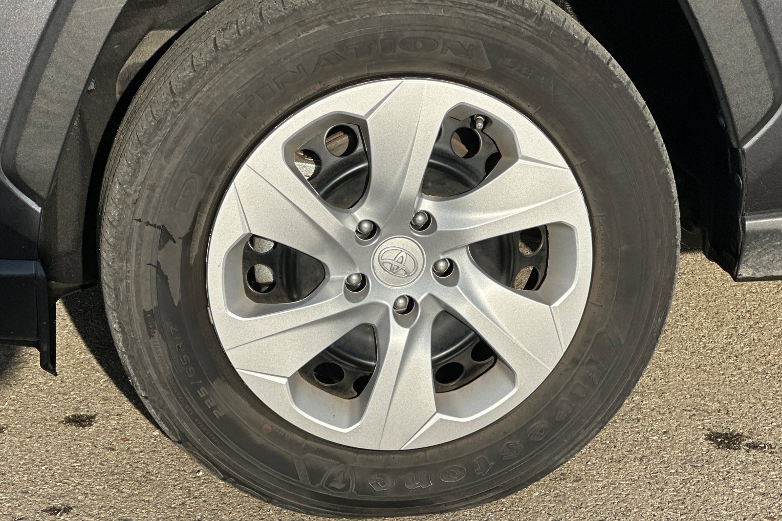 Used 2024 Toyota RAV4 LE image 45