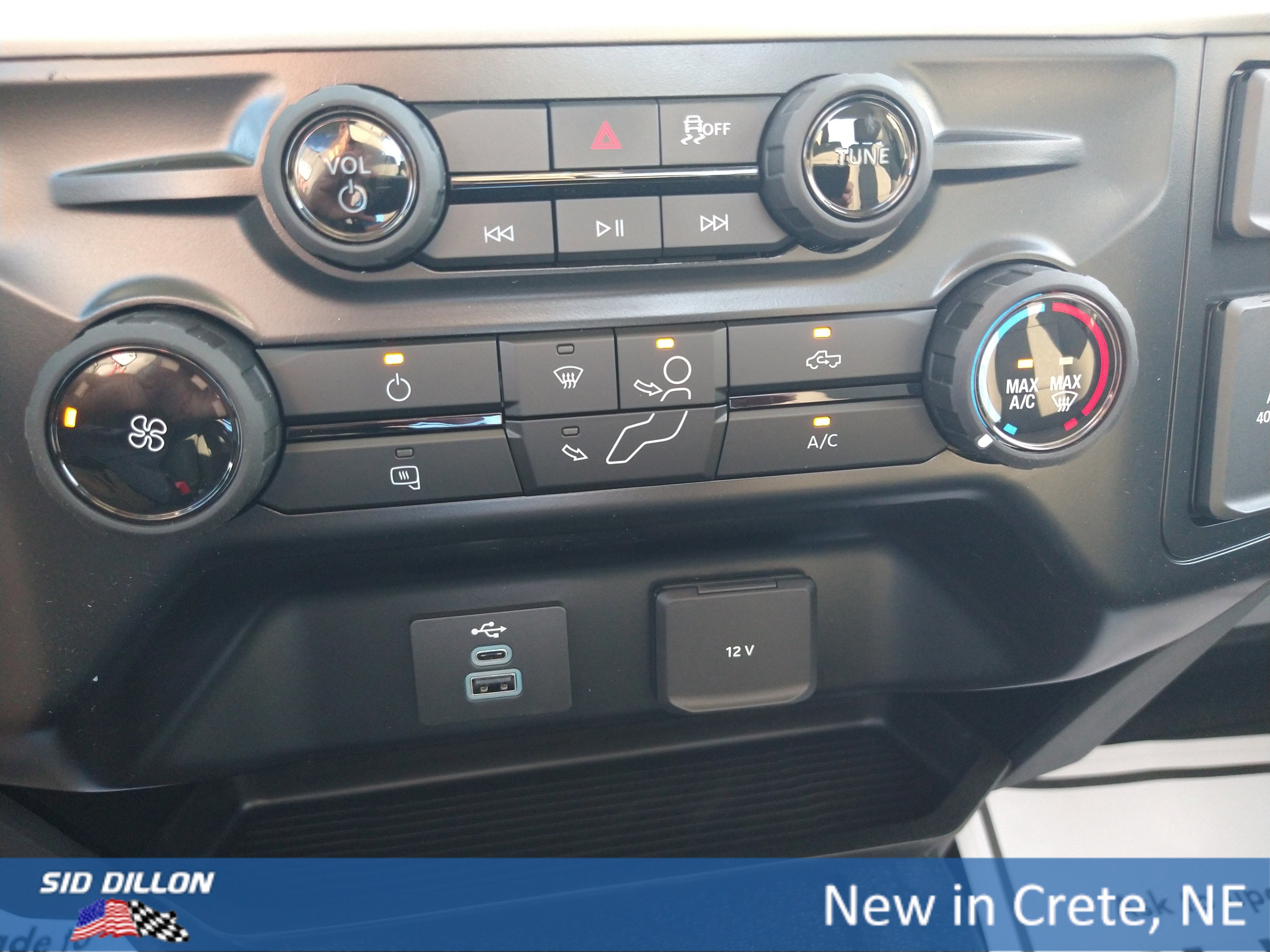 New 2026 Ford F250 XL w/ XL Chrome Package image 7