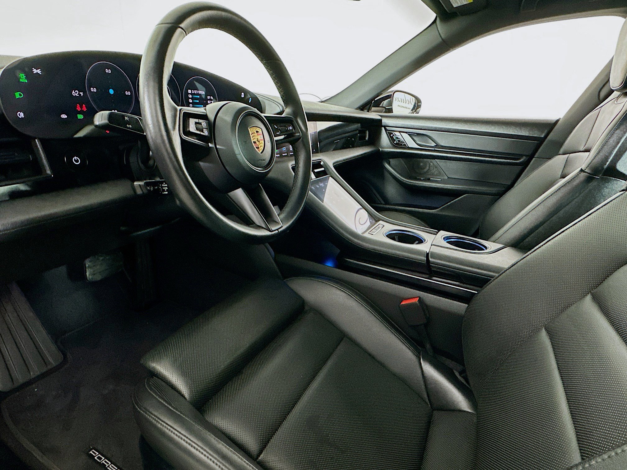 Used 2020 Porsche Taycan 4S image 7