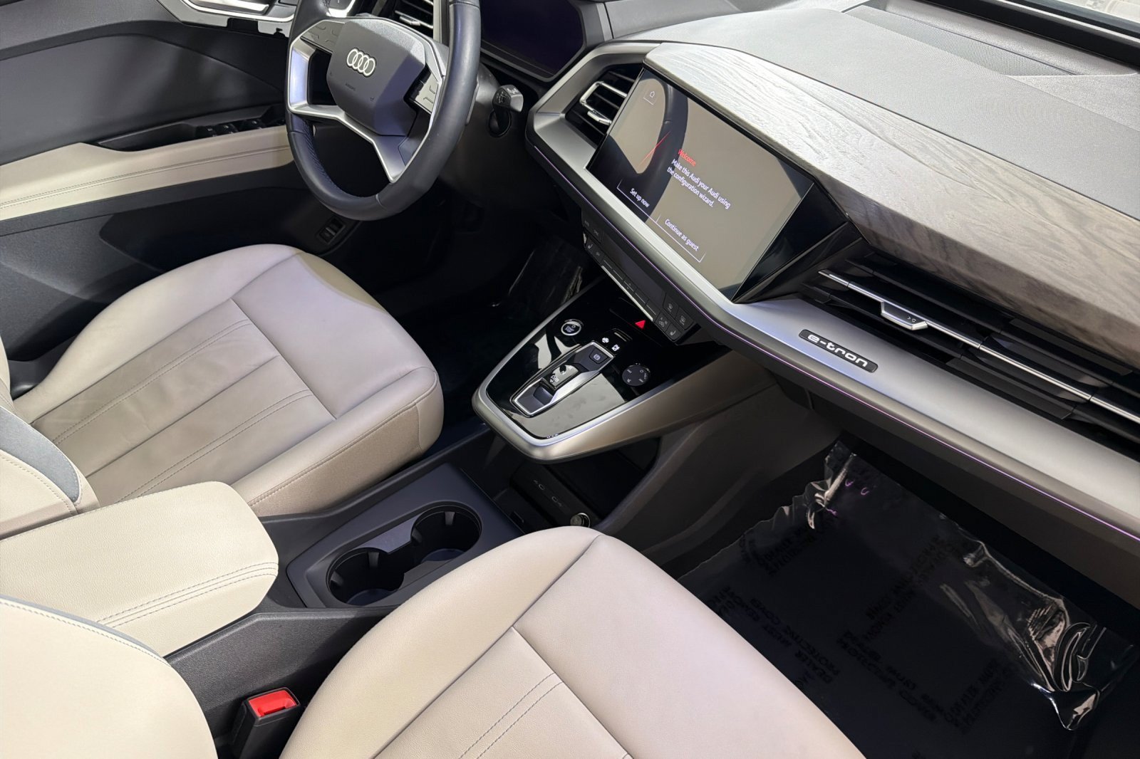 Certified 2023 Audi Q4 e-tron Premium Plus w/ Premium Plus AWD/4WD image 15