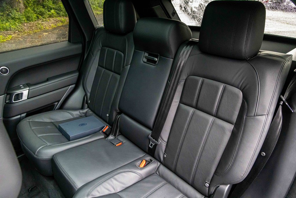 Used 2022 Land Rover Range Rover Sport SE image 23