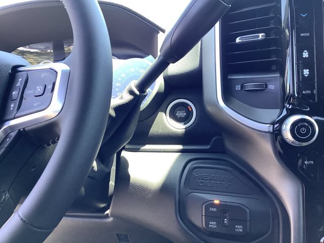 New 2026 RAM 3500 Big Horn AWD/4WD image 16