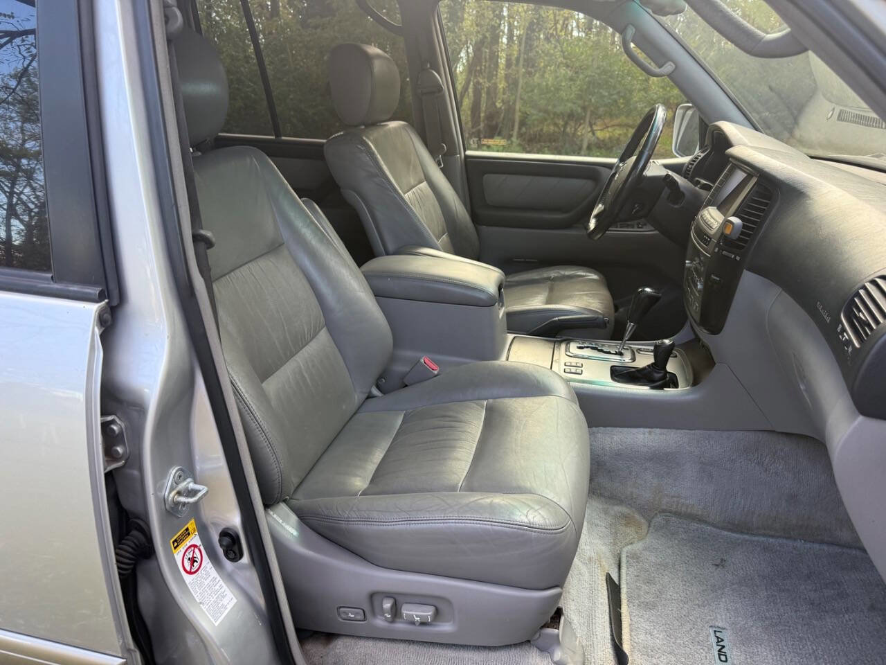 Used 2006 Toyota Land Cruiser image 53