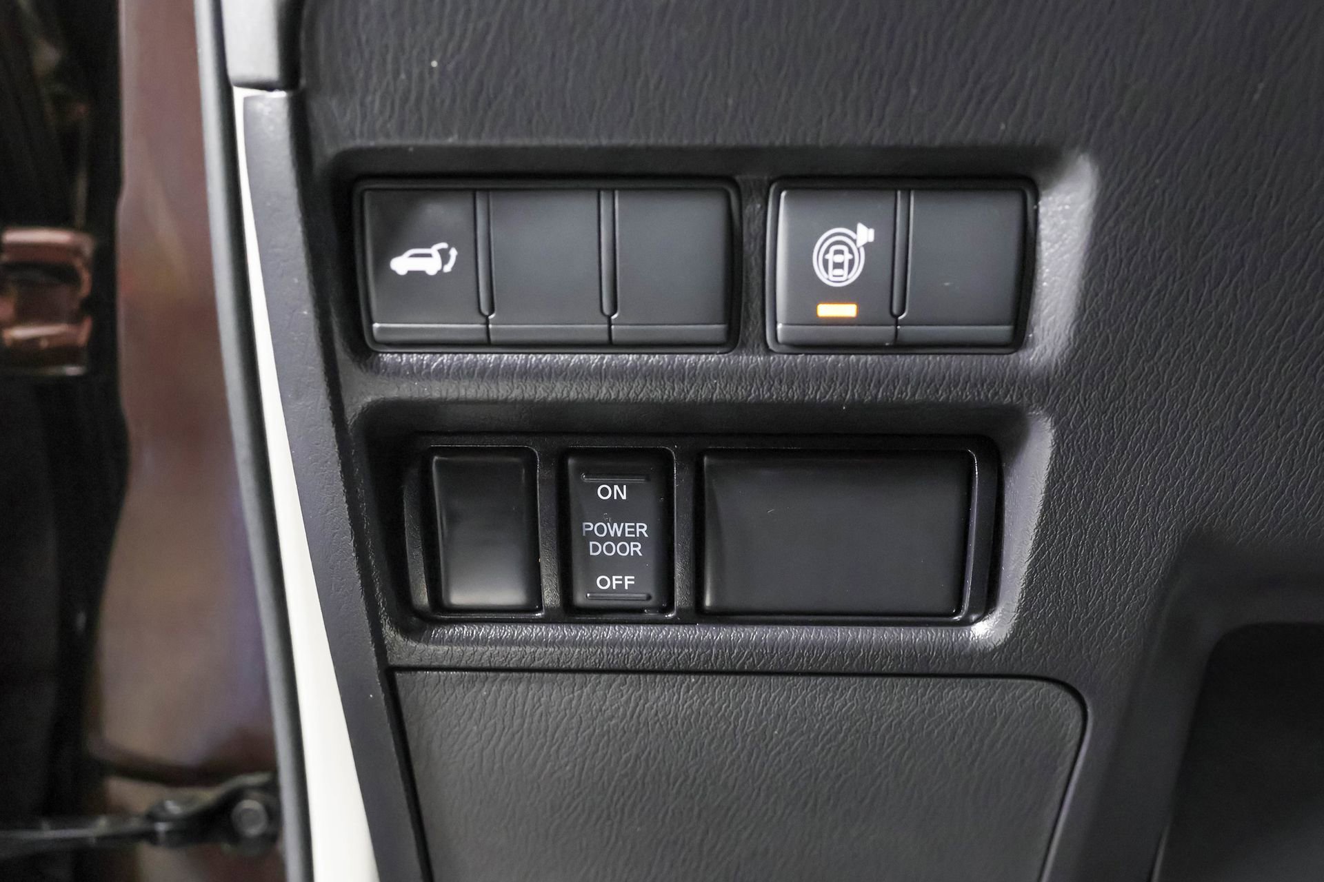 Used 2021 Nissan Armada SL w/ Captain's Chairs Package AWD/4WD image 27