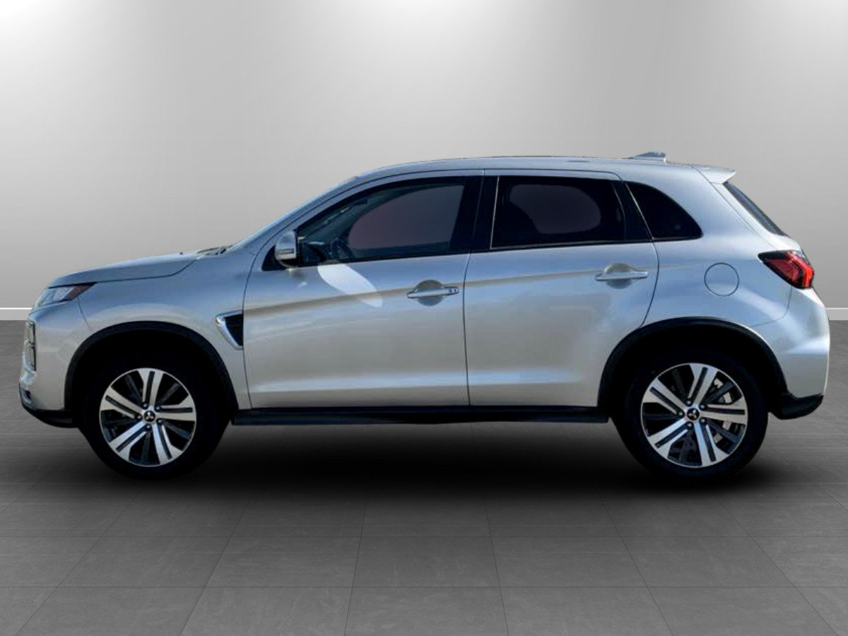 Used 2024 Mitsubishi Outlander Sport ES AWD/4WD image 4