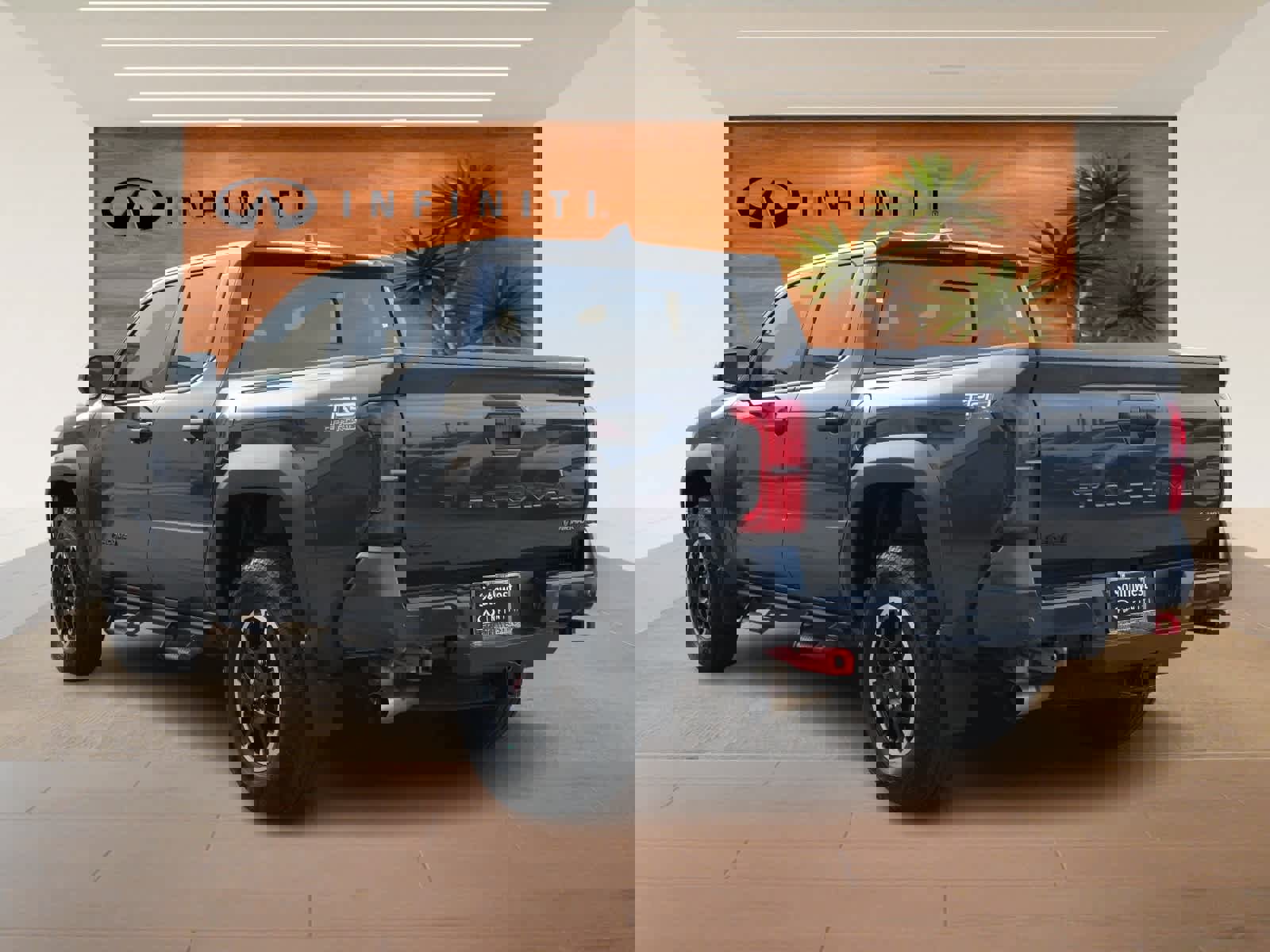 Used 2024 Toyota Tacoma TRD Off-Road image 5