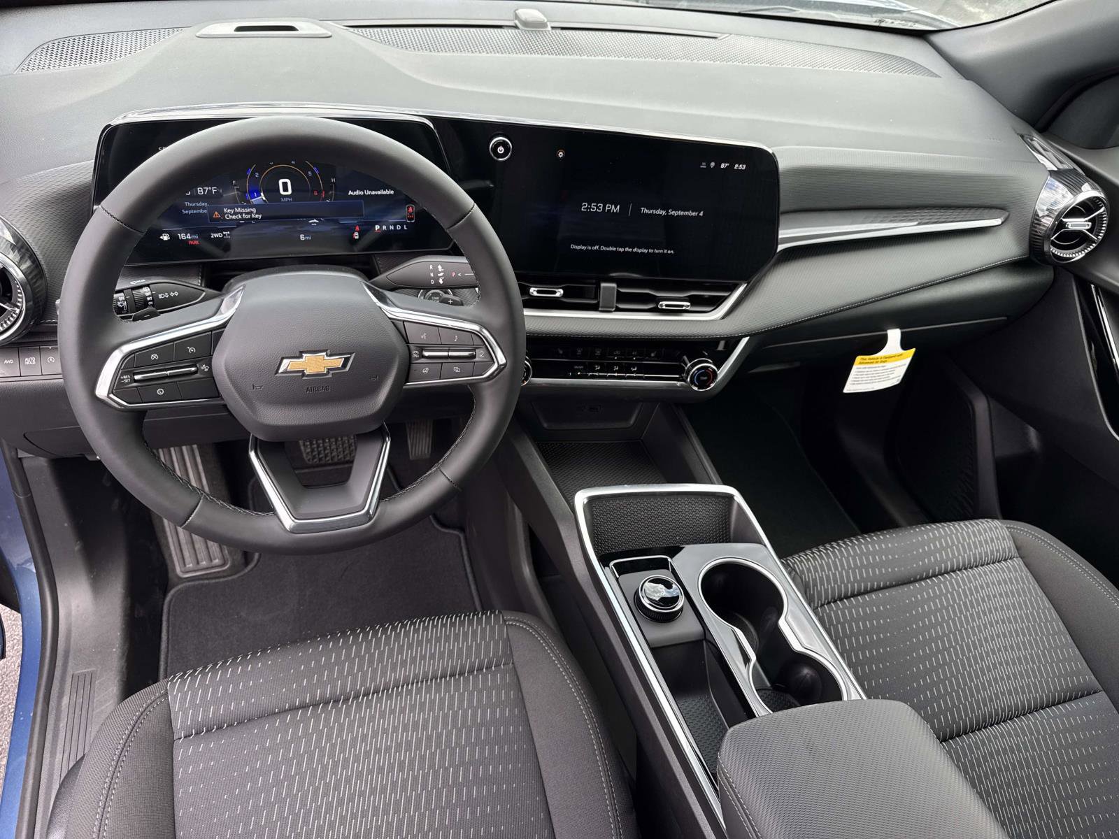 New 2026 Chevrolet Equinox LT image 2