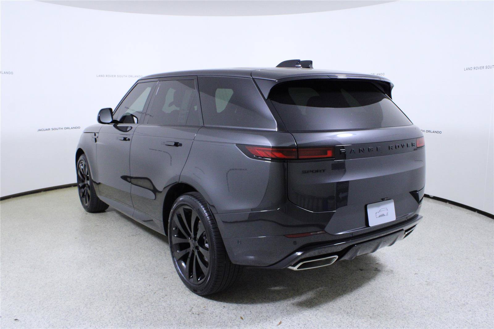 New 2026 Land Rover Range Rover Sport Dynamic SE AWD/4WD image 5
