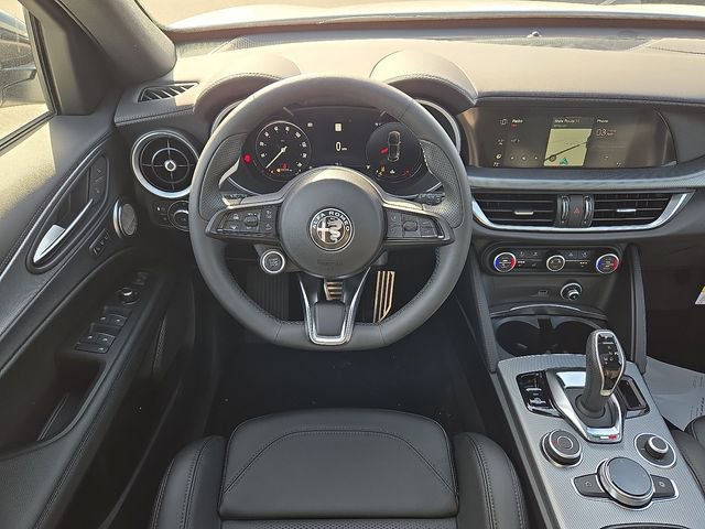 New 2026 Alfa Romeo Stelvio Sprint AWD/4WD image 7