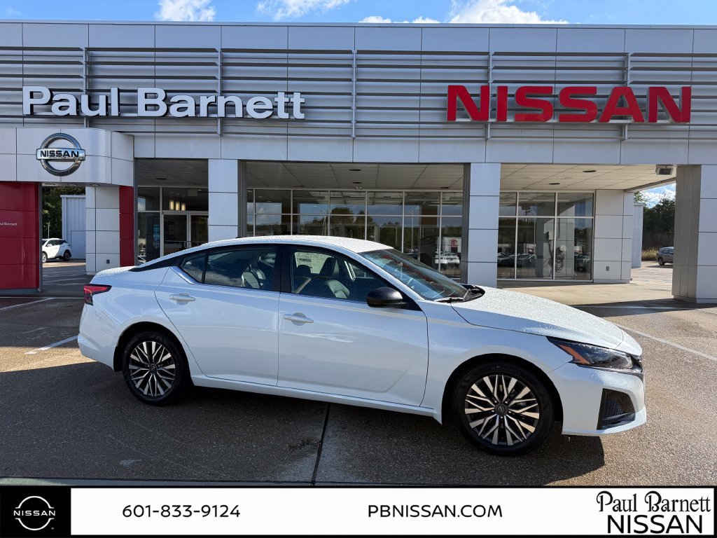 New 2026 Nissan Altima 2.5 SR