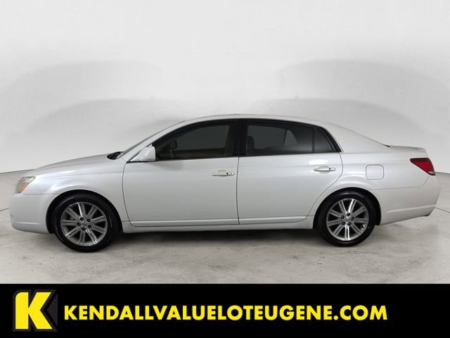 Used 2006 Toyota Avalon Limited image 2