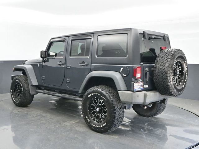 Used 2016 Jeep Wrangler Unlimited Rubicon w/ Connectivity Group image 3