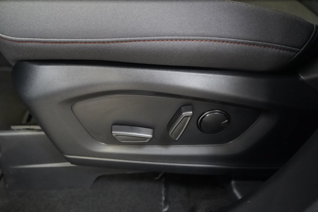 New 2026 Ford Explorer Active RWD image 18