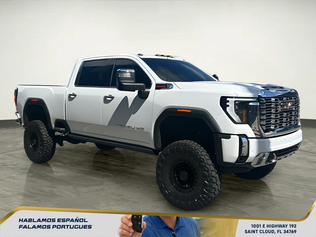 Used 2025 GMC Sierra 3500 Denali w/ Denali Reserve Package AWD/4WD image 8