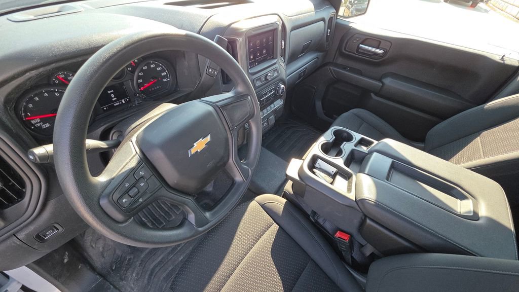 Used 2025 Chevrolet Silverado 1500 W/T image 12