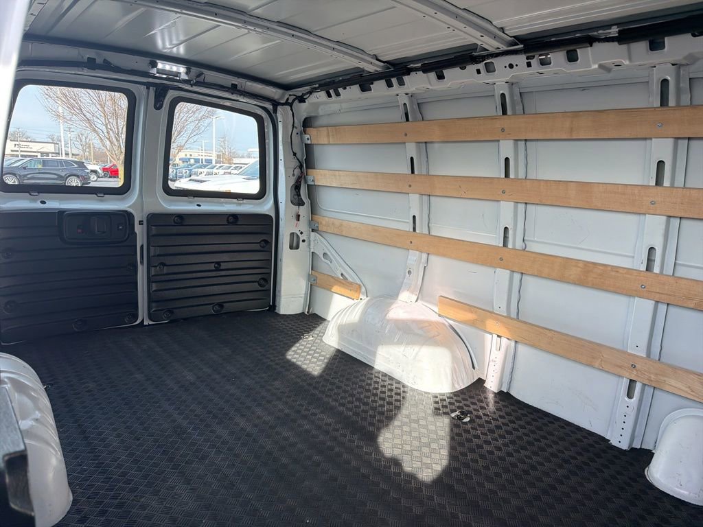 Certified 2024 Chevrolet Express 2500 w/ Driver Convenience Package image 13