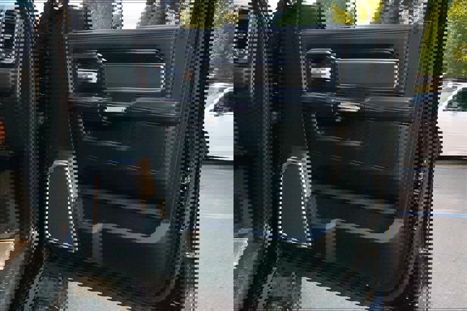 Used 2019 RAM 2500 Laramie image 21