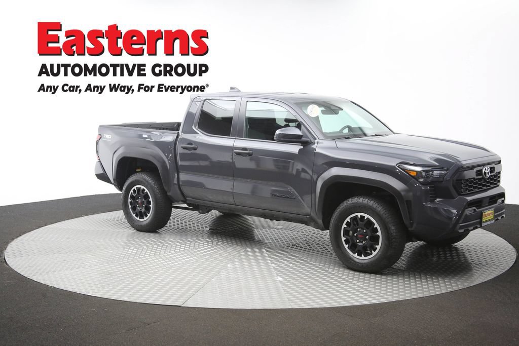Used 2025 Toyota Tacoma TRD Off-Road AWD/4WD image 46