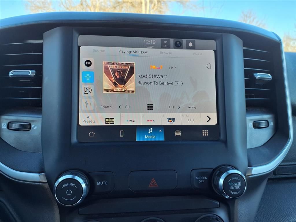 Used 2024 RAM 2500 Big Horn w/ Bed Utility Group image 6