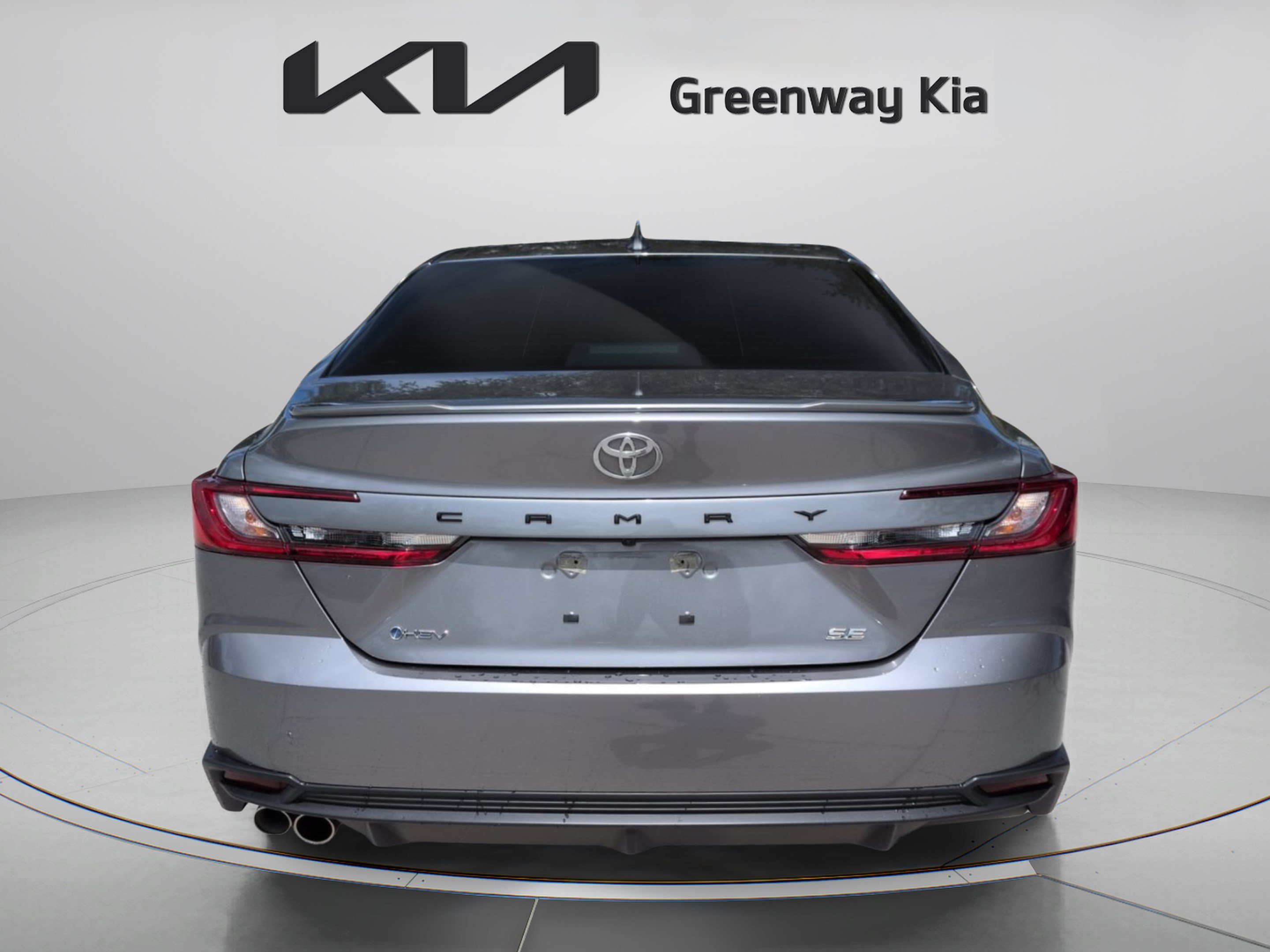 Used 2025 Toyota Camry SE FWD image 7