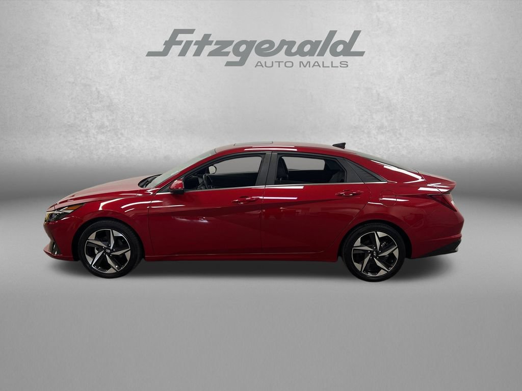 Used 2023 Hyundai Elantra Limited FWD image 2