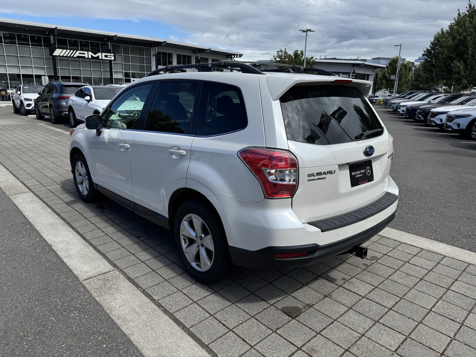 Used 2015 Subaru Forester 2.5i Limited AWD/4WD image 8