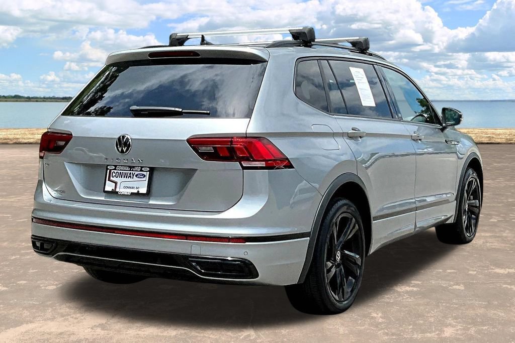 Used 2023 Volkswagen Tiguan SE R-Line FWD image 8