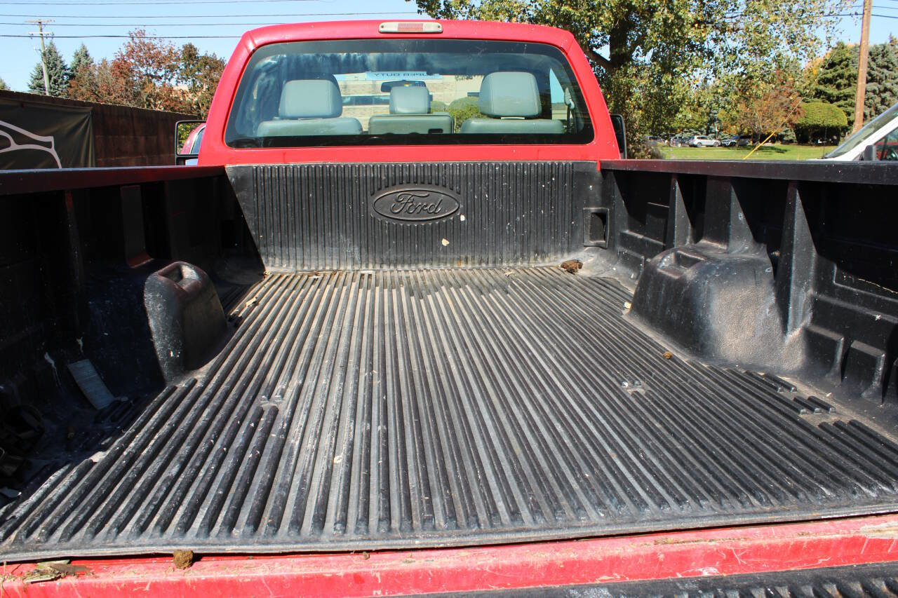 Used 2016 Ford F250 XL w/ Snow Plow Prep Package image 9