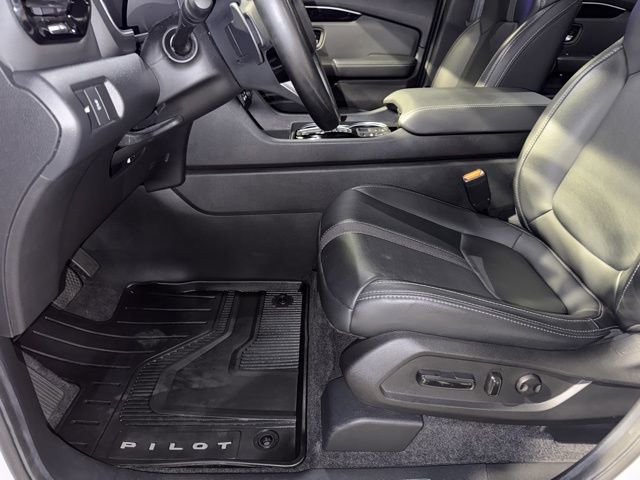 Used 2025 Honda Pilot Touring image 25