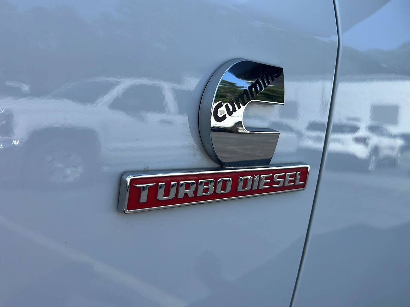 Used 2024 RAM 2500 Laramie AWD/4WD image 8