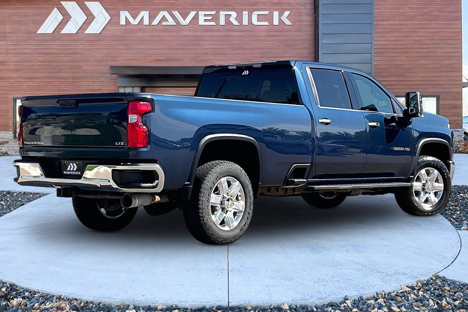 Used 2021 Chevrolet Silverado 3500 LTZ AWD/4WD image 5
