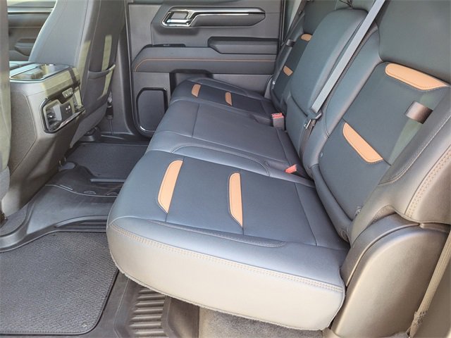 Used 2023 GMC Sierra 1500 AT4 w/ Technology Package image 24