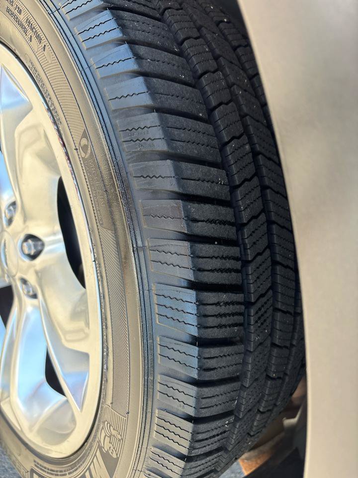 Used 2013 Ford Explorer Limited FWD image 6