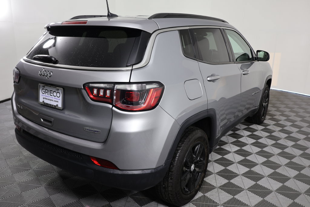 Used 2022 Jeep Compass Latitude w/ Convenience Group AWD/4WD image 8