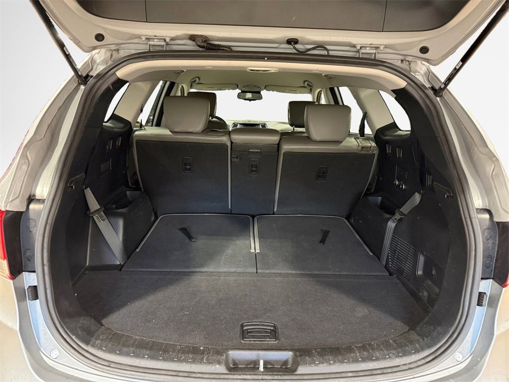 Used 2017 Hyundai Santa Fe SE image 25