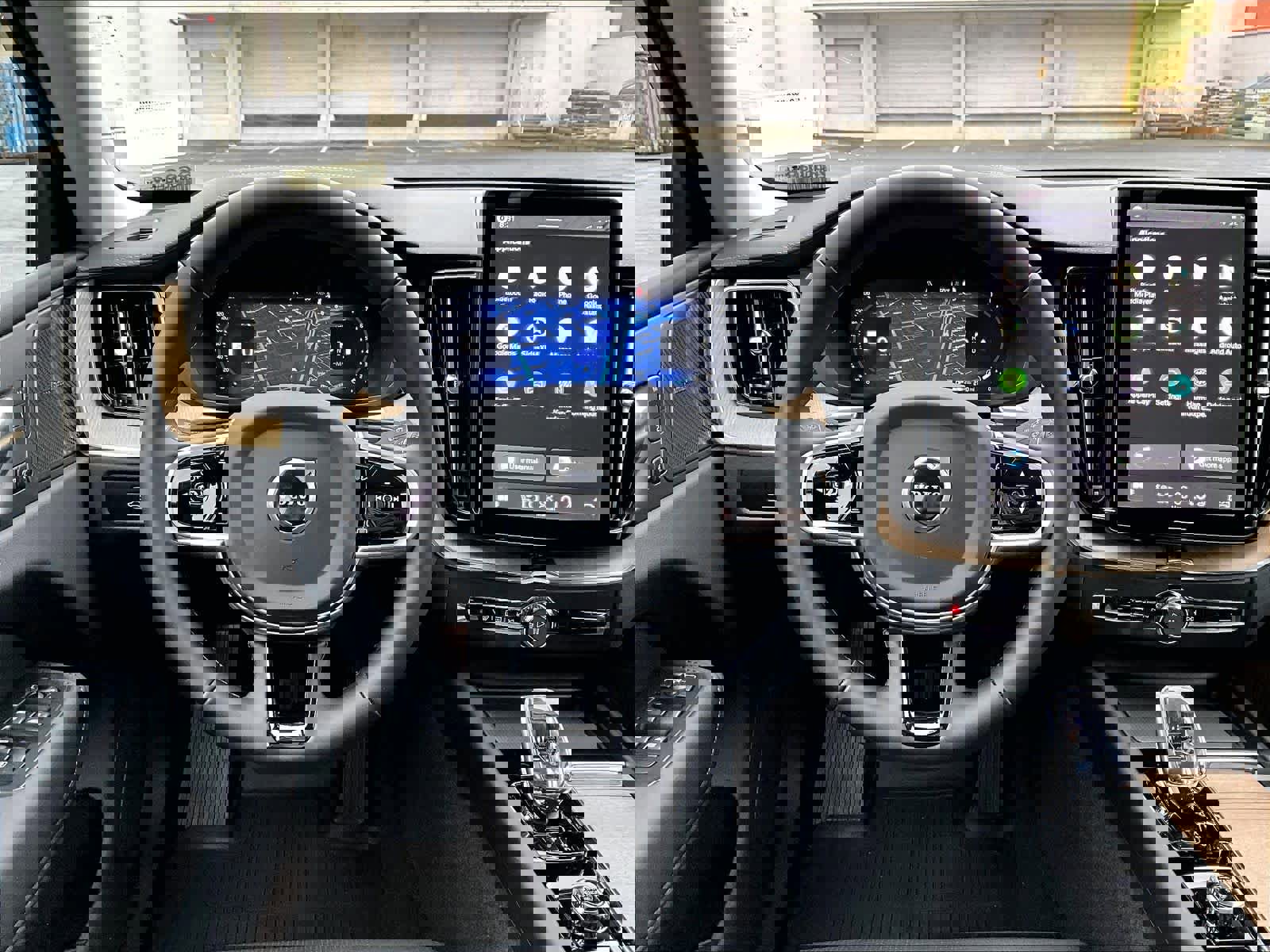 Used 2026 Volvo XC60 B5 Ultra w/ Climate Package image 8