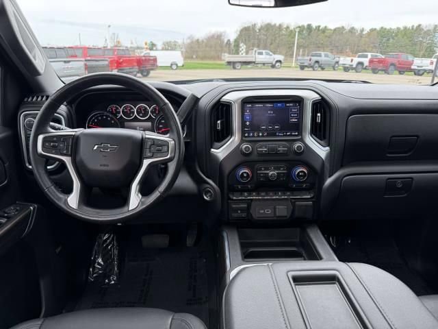 Used 2021 Chevrolet Silverado 1500 LT Trail Boss w/ Convenience Package II AWD/4WD image 18