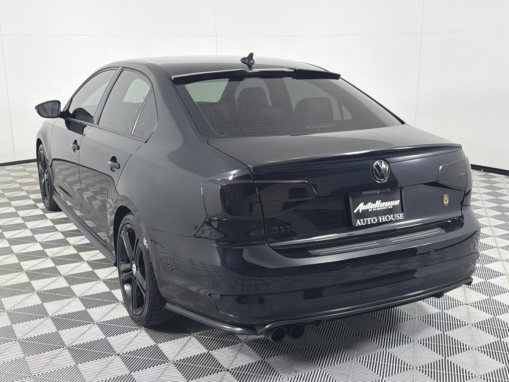Used 2017 Volkswagen Jetta GLI image 7