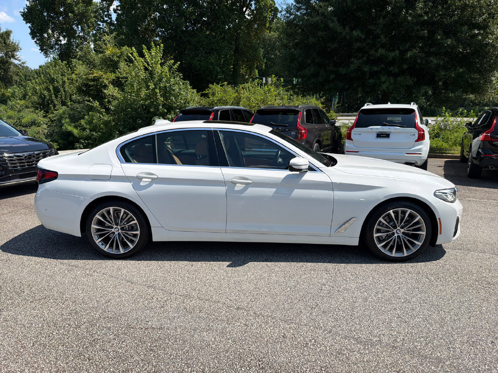 Used 2021 BMW 530i w/ Premium Package RWD image 8