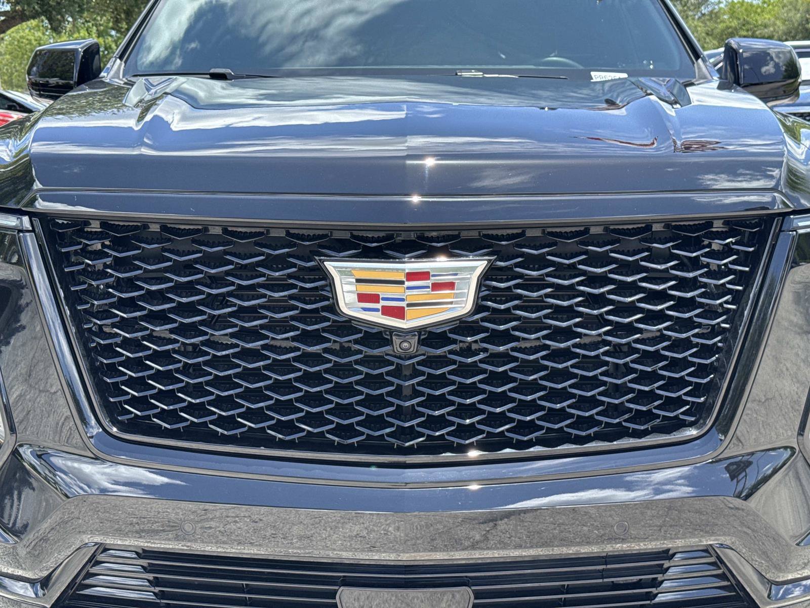 Certified 2026 Cadillac Escalade ESV Sport w/ Touring Package AWD/4WD image 8