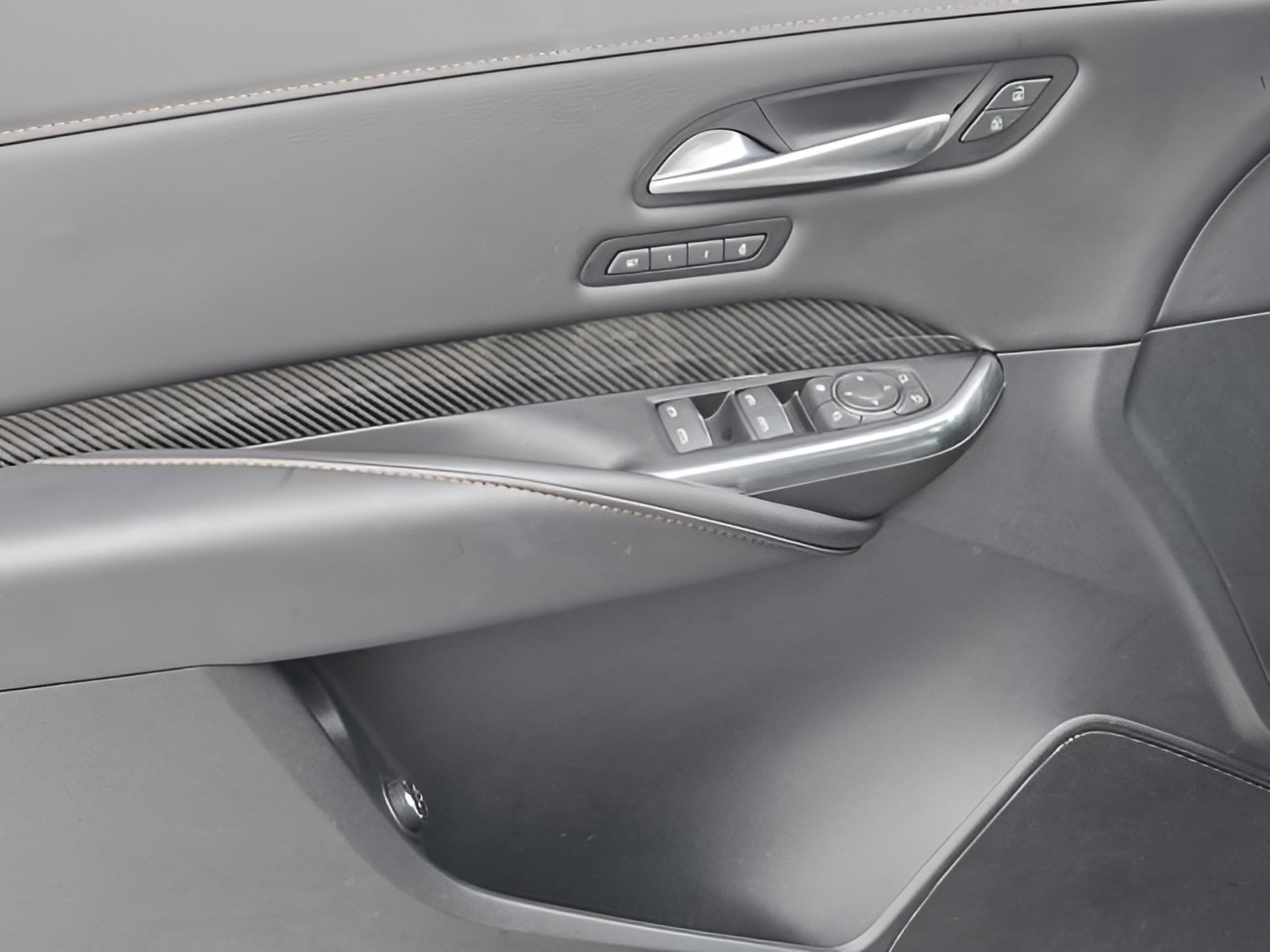 Used 2022 Cadillac XT4 Sport w/ Enhanced Visibility Package FWD image 19