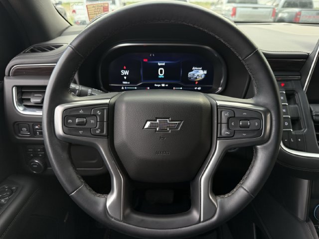 Used 2023 Chevrolet Tahoe Z71 w/ Luxury Package AWD/4WD image 13