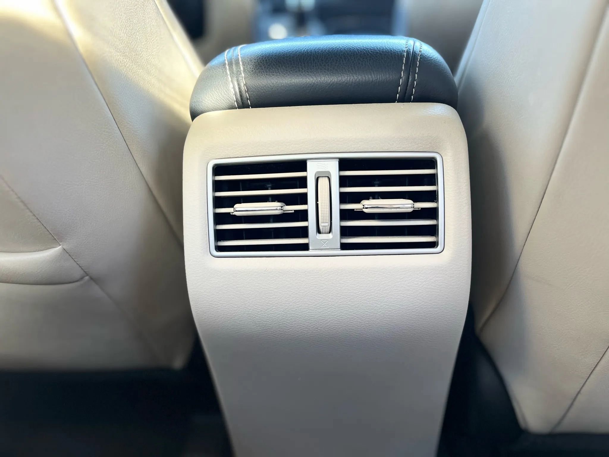 Used 2016 Nissan Maxima 3.5 SV image 21