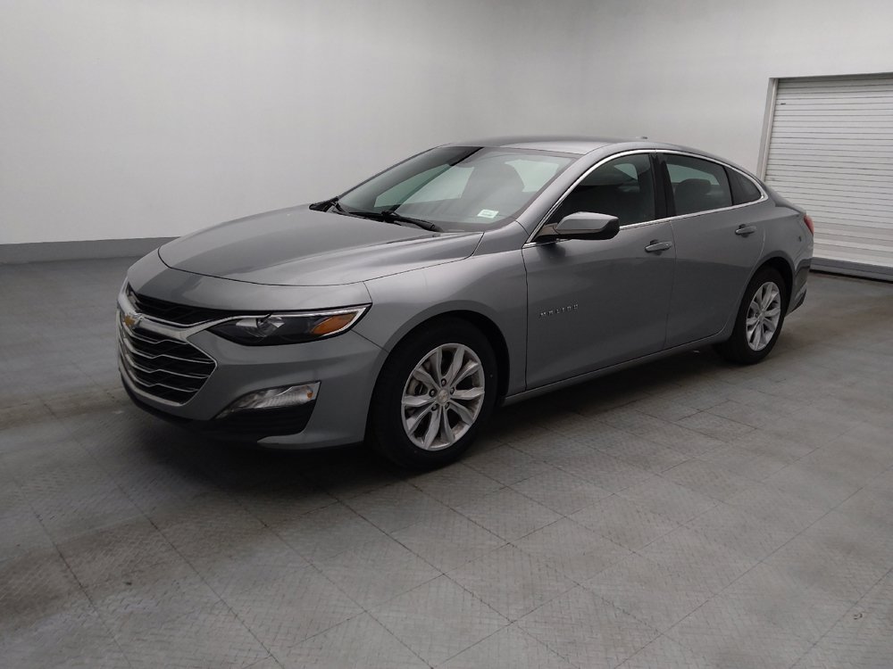 Used 2025 Chevrolet Malibu LT FWD image 2