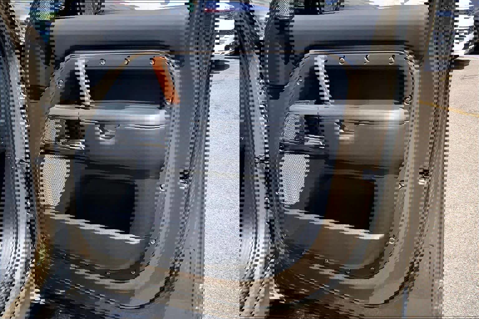 Certified 2023 Land Rover Defender 130 X AWD/4WD image 22